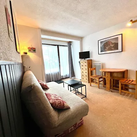 Apartment Au Pied Des Pistes Et Jardin Au Soleil Montgenevre